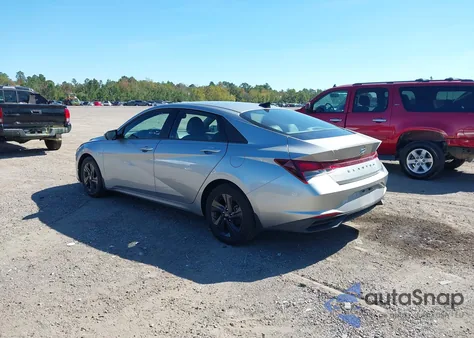 2022 Hyundai Elantra Sel from USA, damaged, VIN 5NPLM4AG8NH055312